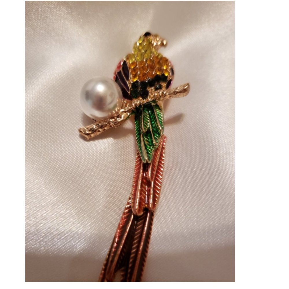 Multicolor Parrot Rhinestone and Pearl Brooch